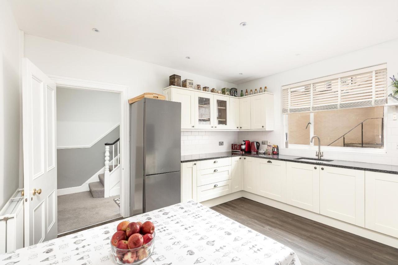 5 Bedroom Magnificent Georgian Townhouse- City Centre Bath Exterior foto